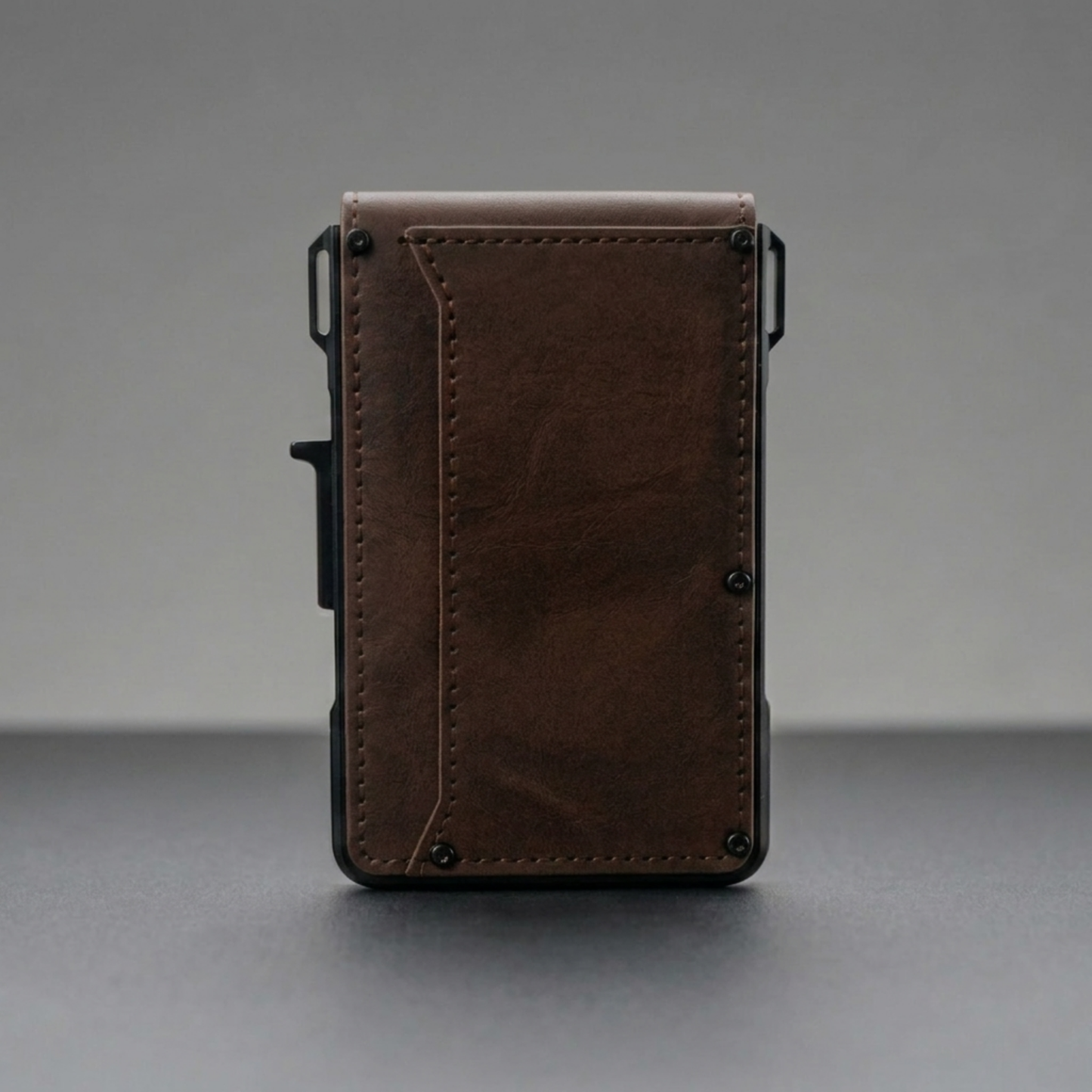 Rovinao™ Minimalist Wallet - Maximum Capacity. Minimal Footprint.