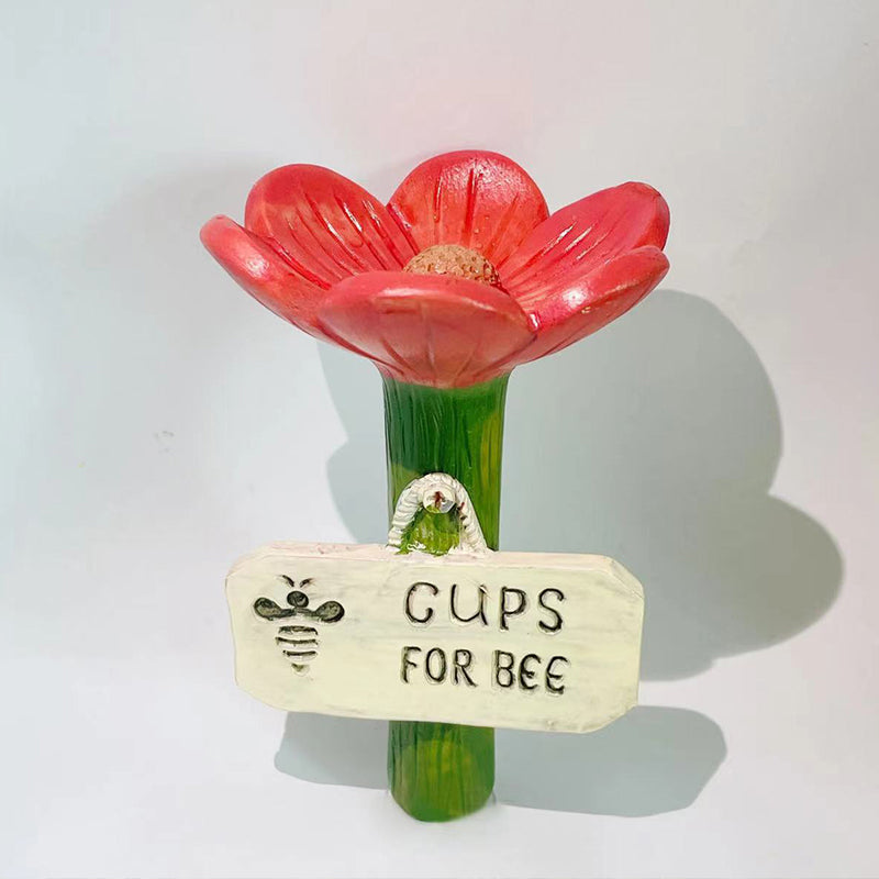 ⏳Limited time 50% off🐝Flower-shaped water station for bees💧